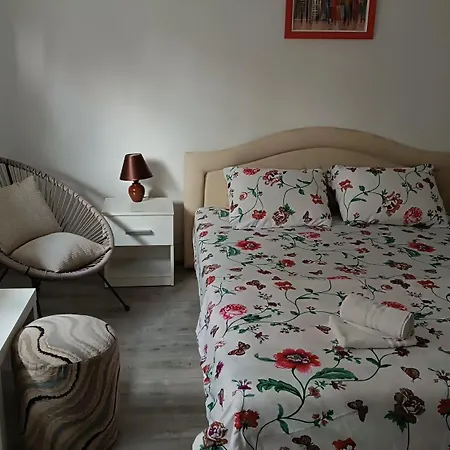 Happy Star Apartment *